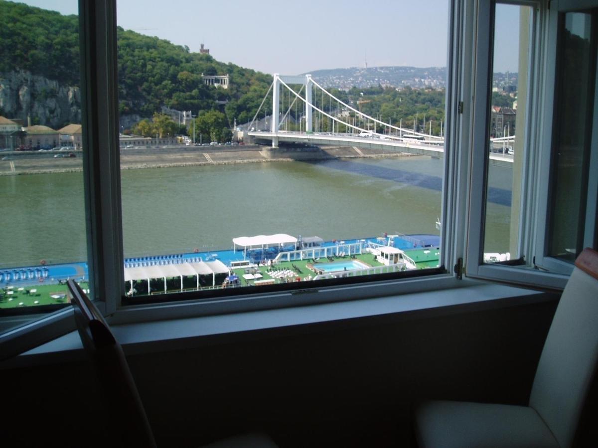 Danube View Apartment Budapest Ngoại thất bức ảnh